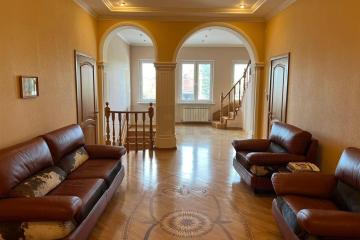 Фото №1: Дом 369 м² - Краснодар, мкр. Завод Радиоизмерительных Приборов, ул. Балканская, 3