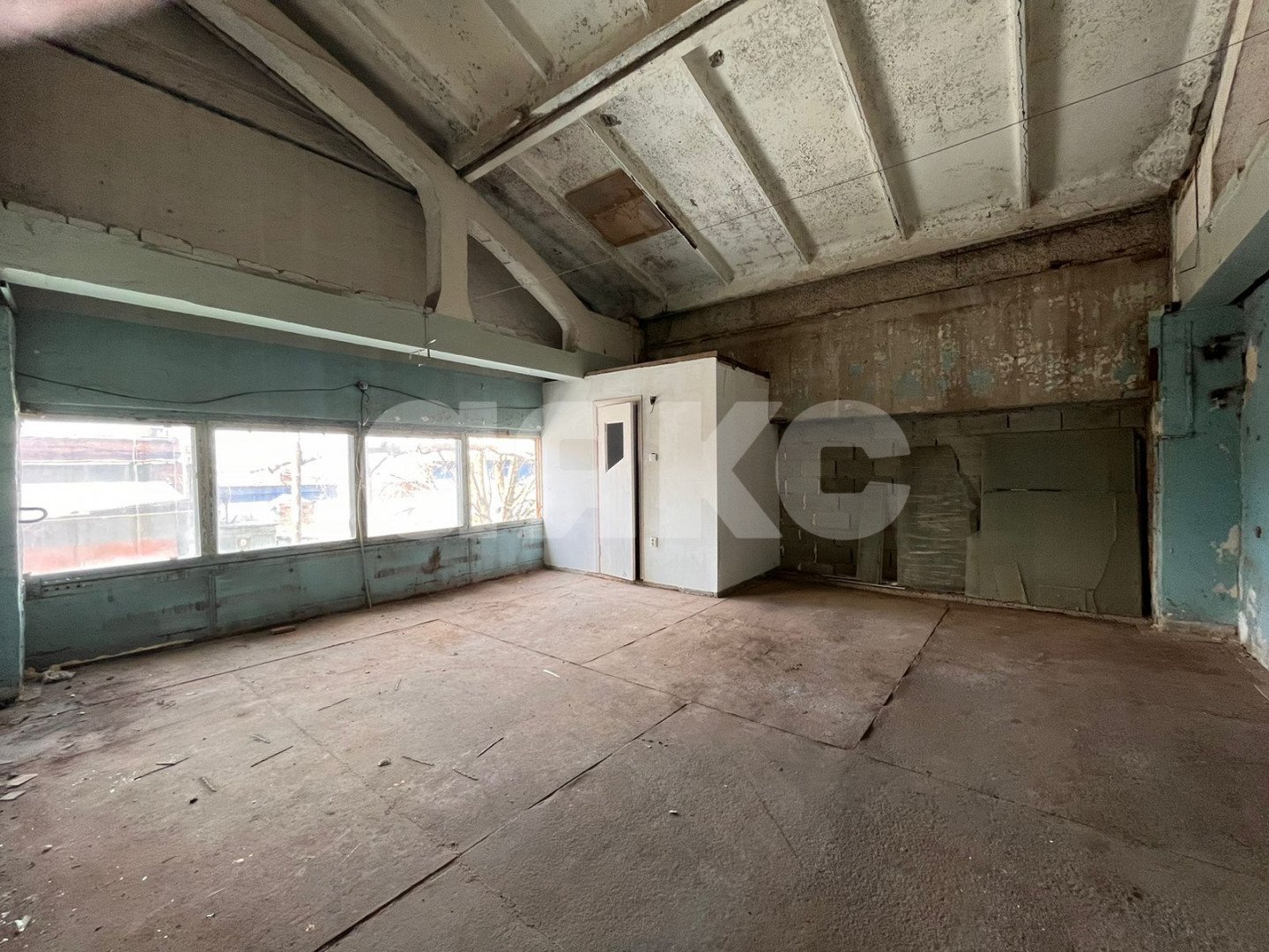 Фото №11: Коммерция 200 м² - Майкоп, ул. Юннатов, 9С