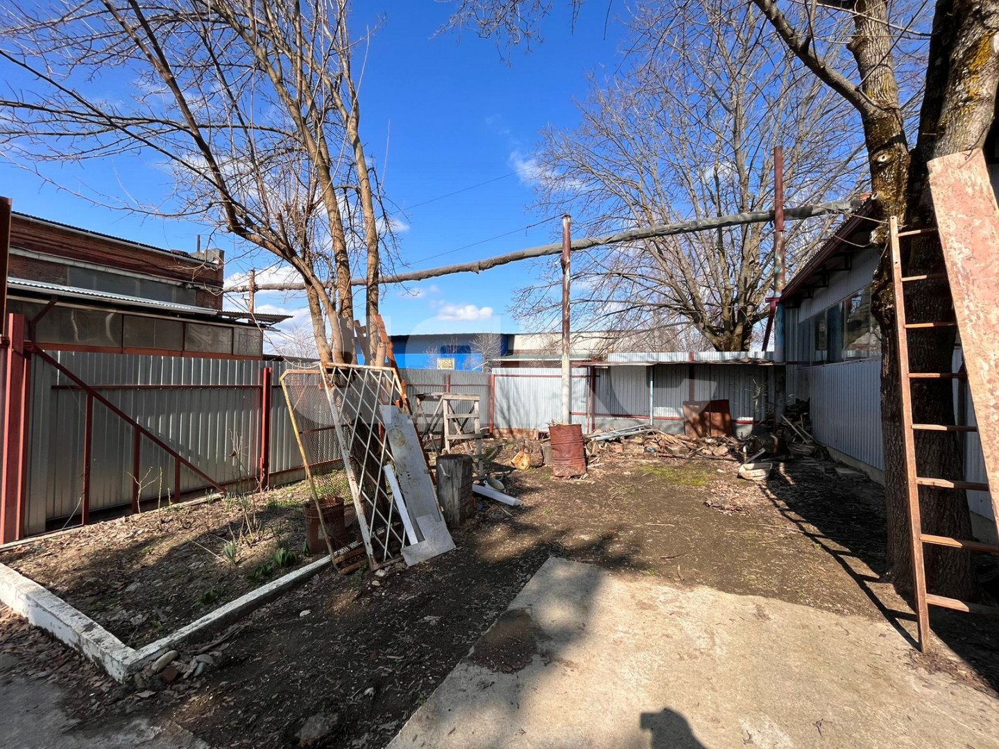 Фото №19: Коммерция 200 м² - Майкоп, ул. Юннатов, 9С