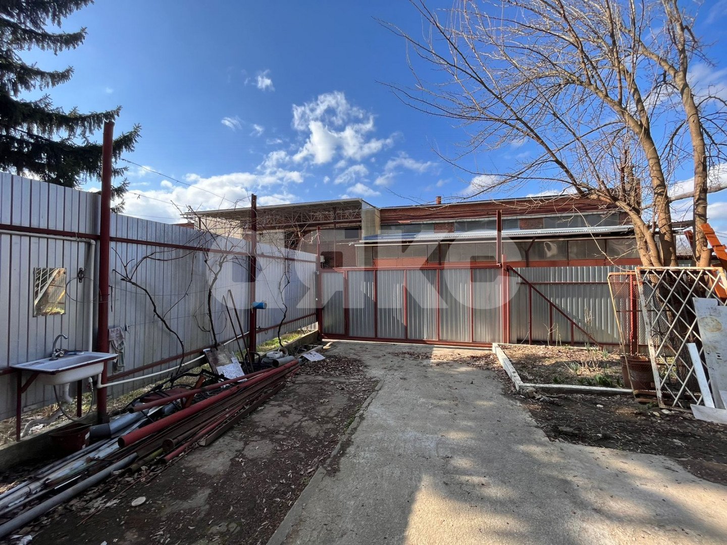 Фото №20: Коммерция 200 м² - Майкоп, ул. Юннатов, 9С