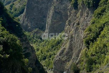 Фото №2: Земельный участок под ИЖС - Каменномостский, ул. М. Горького, 84