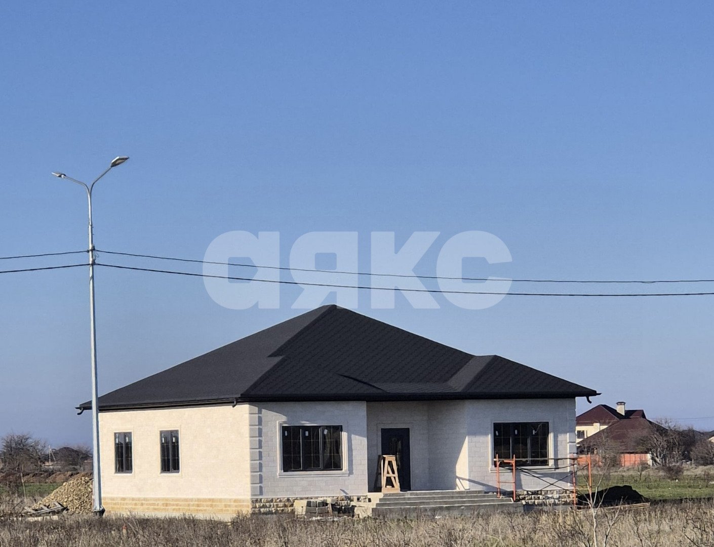 Фото №3: Дом 163 м² + 6.2 сот. - Майкоп, р. Аэродрома, ул. Казбека Шаззо