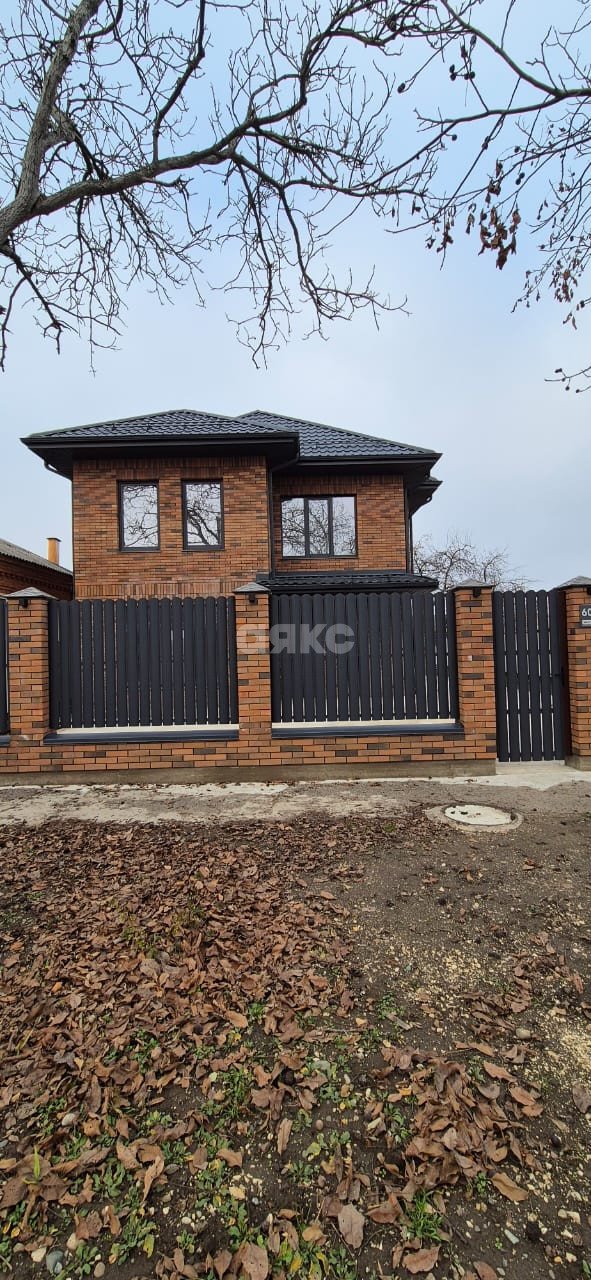 Фото №1: Дом 160 м² + 6 сот. - Майкоп, мкр. Дружба, ул. Некрасова