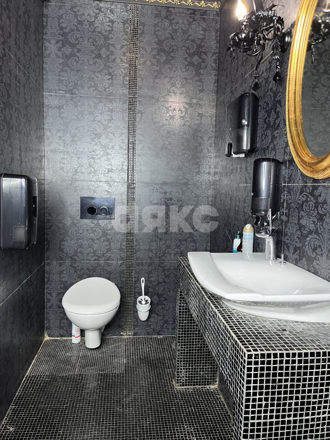 Фото №15: Коммерция 83 м² - Майкоп, мкр. Центр, ул. Краснооктябрьская, 32