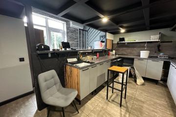 Фото №4: Коммерция 24 м² - Краснодар, мкр. Центральный, ул. Красная, 100