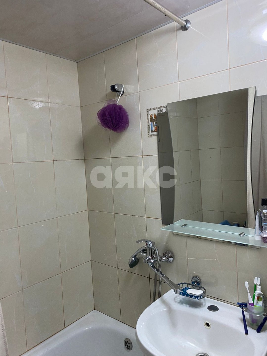 Фото №11: 2-комнатная квартира 55 м² - Майкоп, мкр. квартал Черёмушки, ул. 12 Марта, 144К2