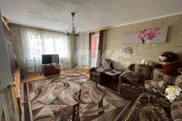 Фото №1: 3-комнатная квартира 61 м² - Майкоп, мкр. квартал Черёмушки, ул. Димитрова, 13