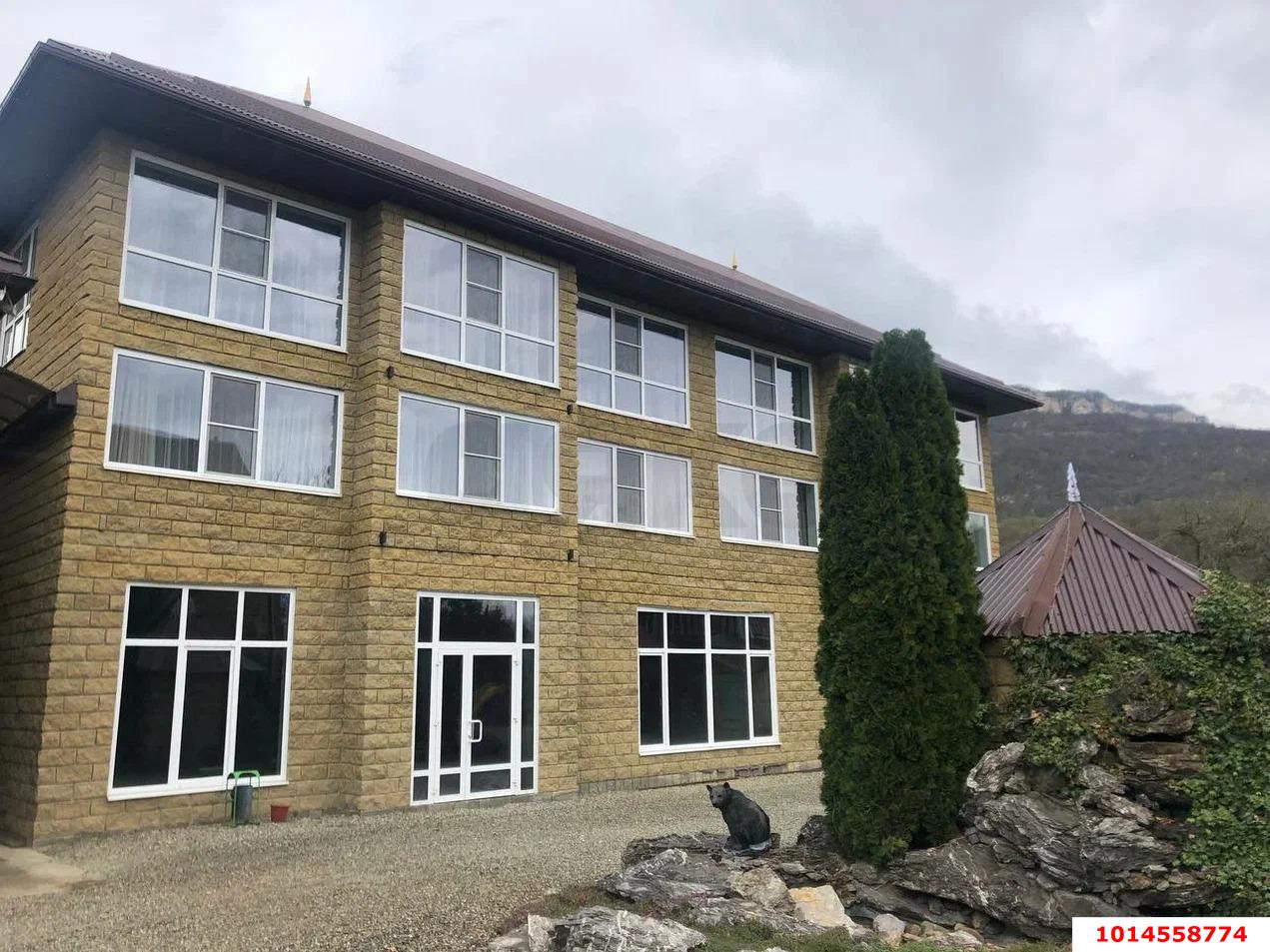 Фото №3: Дом 348 м² + 10.82 сот. - Даховская, ул. Прохладная, 21