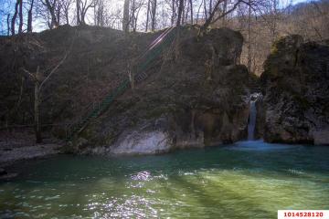 Фото №2: Земельный участок 6.2 сот. - Усть-Сахрай, ул. Мира, 12