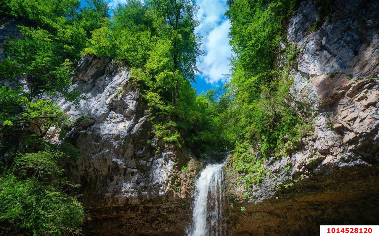 Фото №1: Земельный участок 6.2 сот. - Усть-Сахрай, ул. Мира, 12