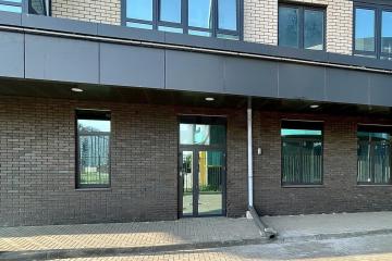 Фото №2: Коммерция 81 м² - Берёзовый, мкр. жилой комплекс Огурцы, ул. Целиноградская, 2И