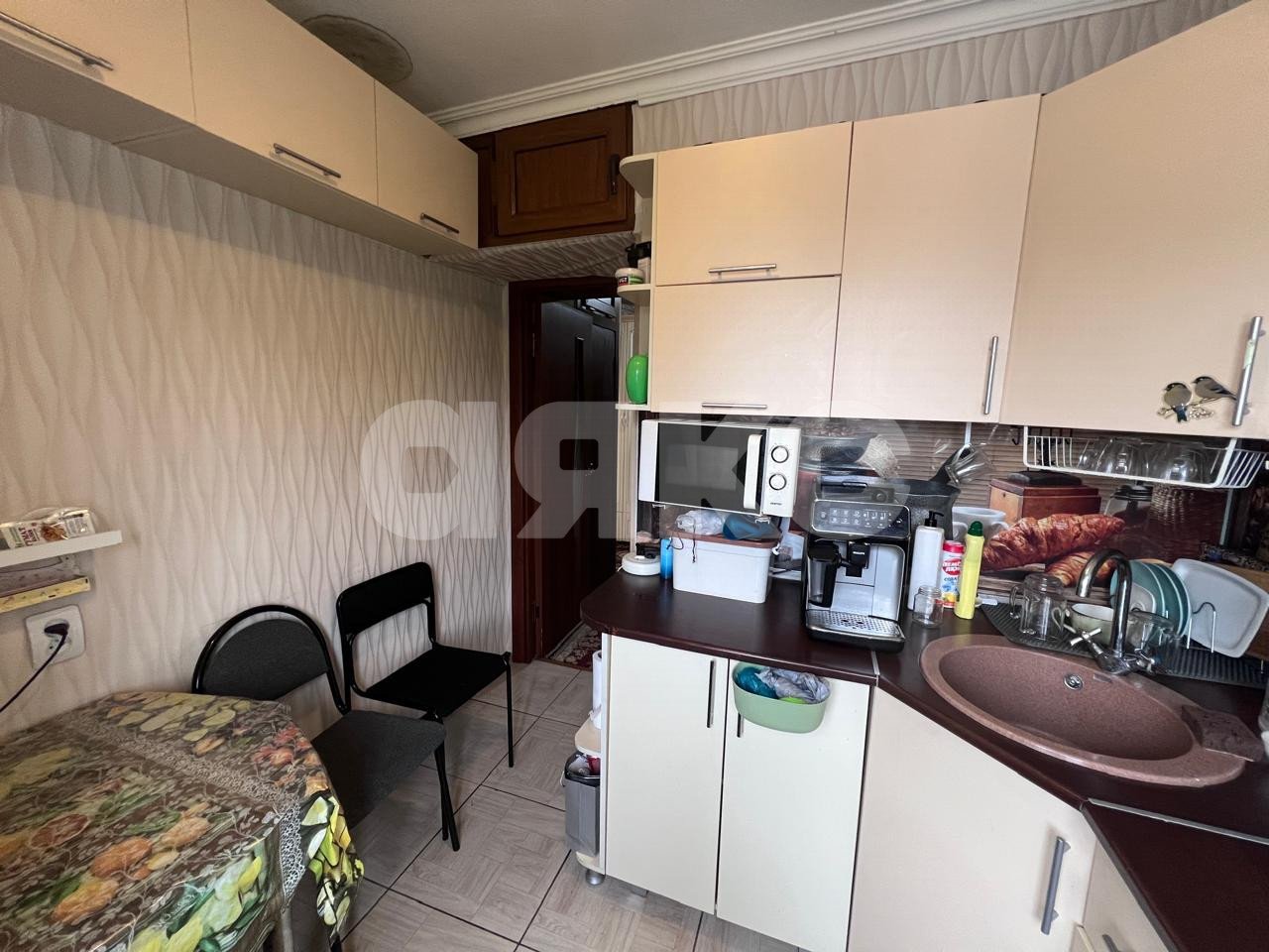 Фото №11: 3-комнатная квартира 56 м² - Майкоп, мкр. Центр, ул. Ленина, 54