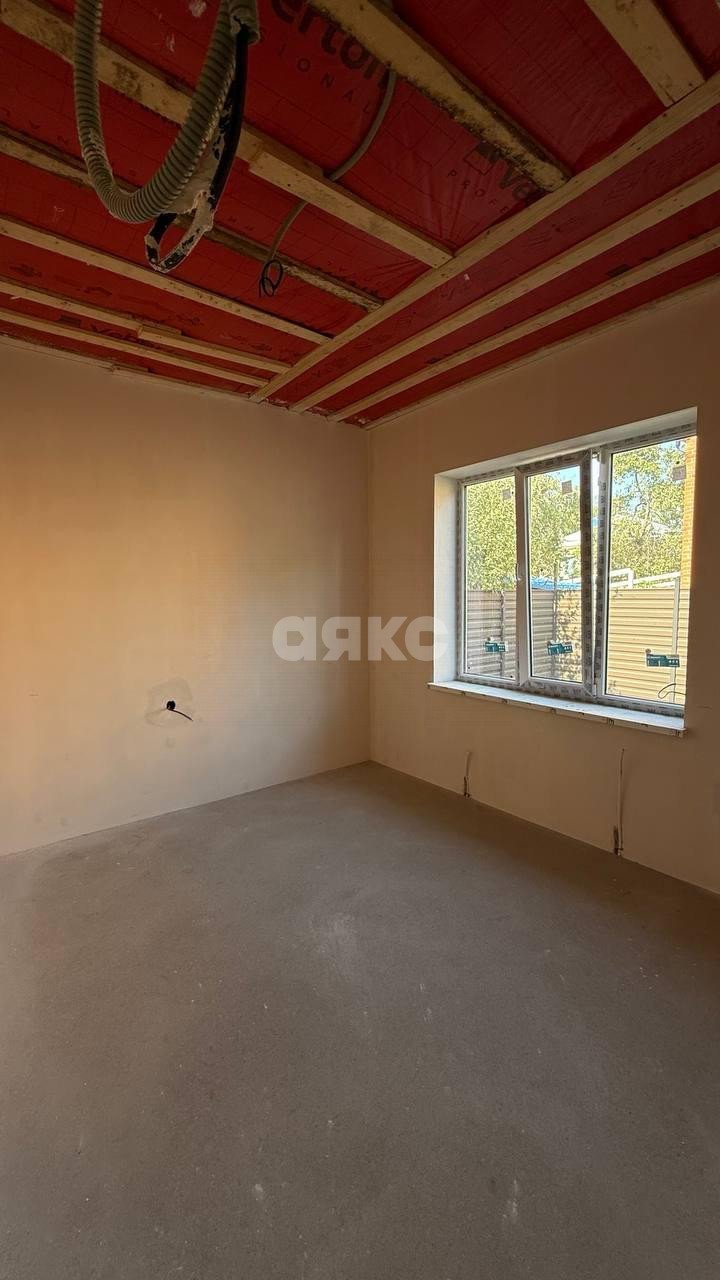 Фото №11: Дом 115 м² + 4.2 сот. - Майкоп, ул. Севастопольская, 17