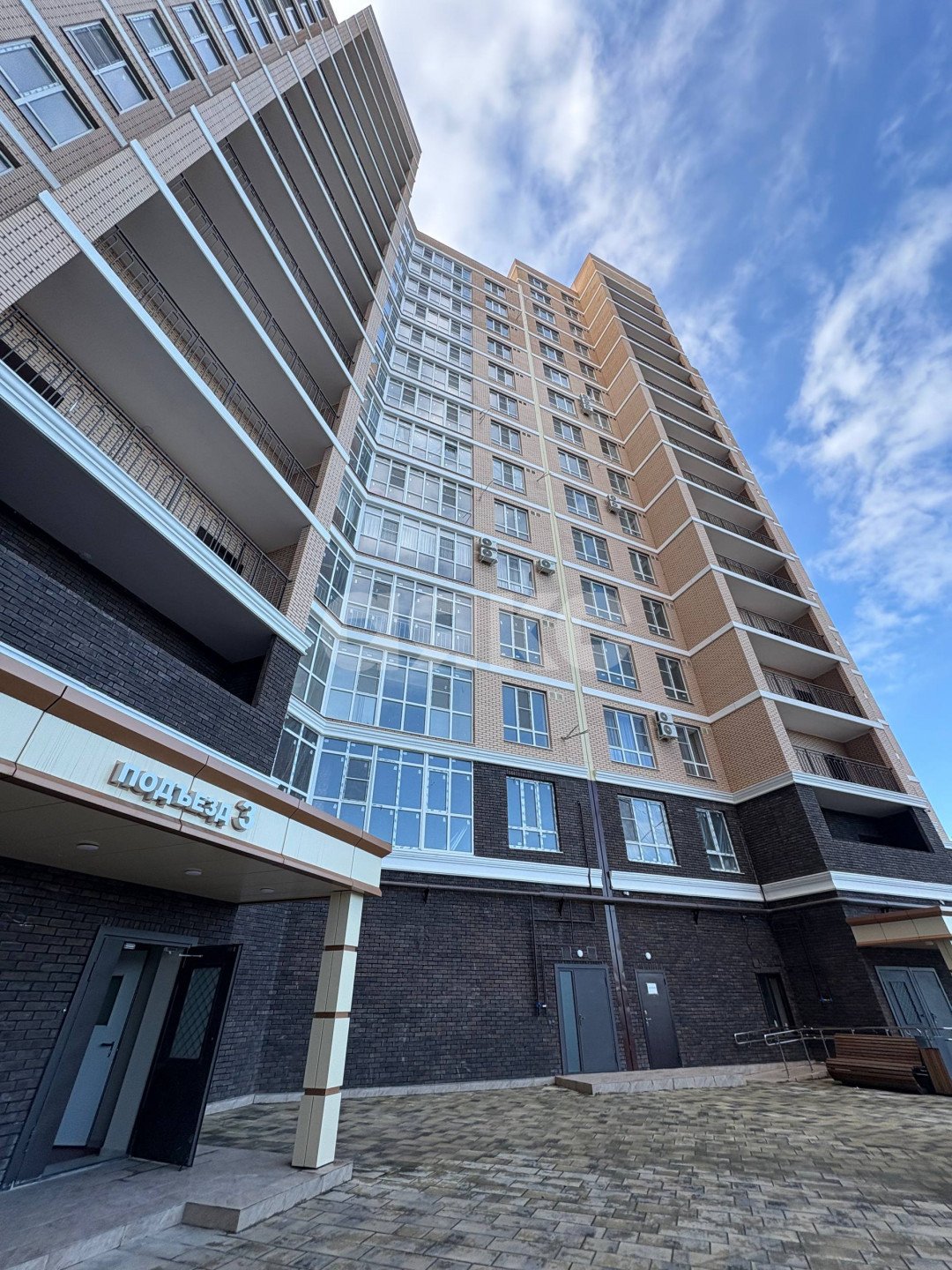 Фото №2: 3-комнатная квартира 105 м² - Майкоп, мкр. Старый город, ул. Пирогова, 4