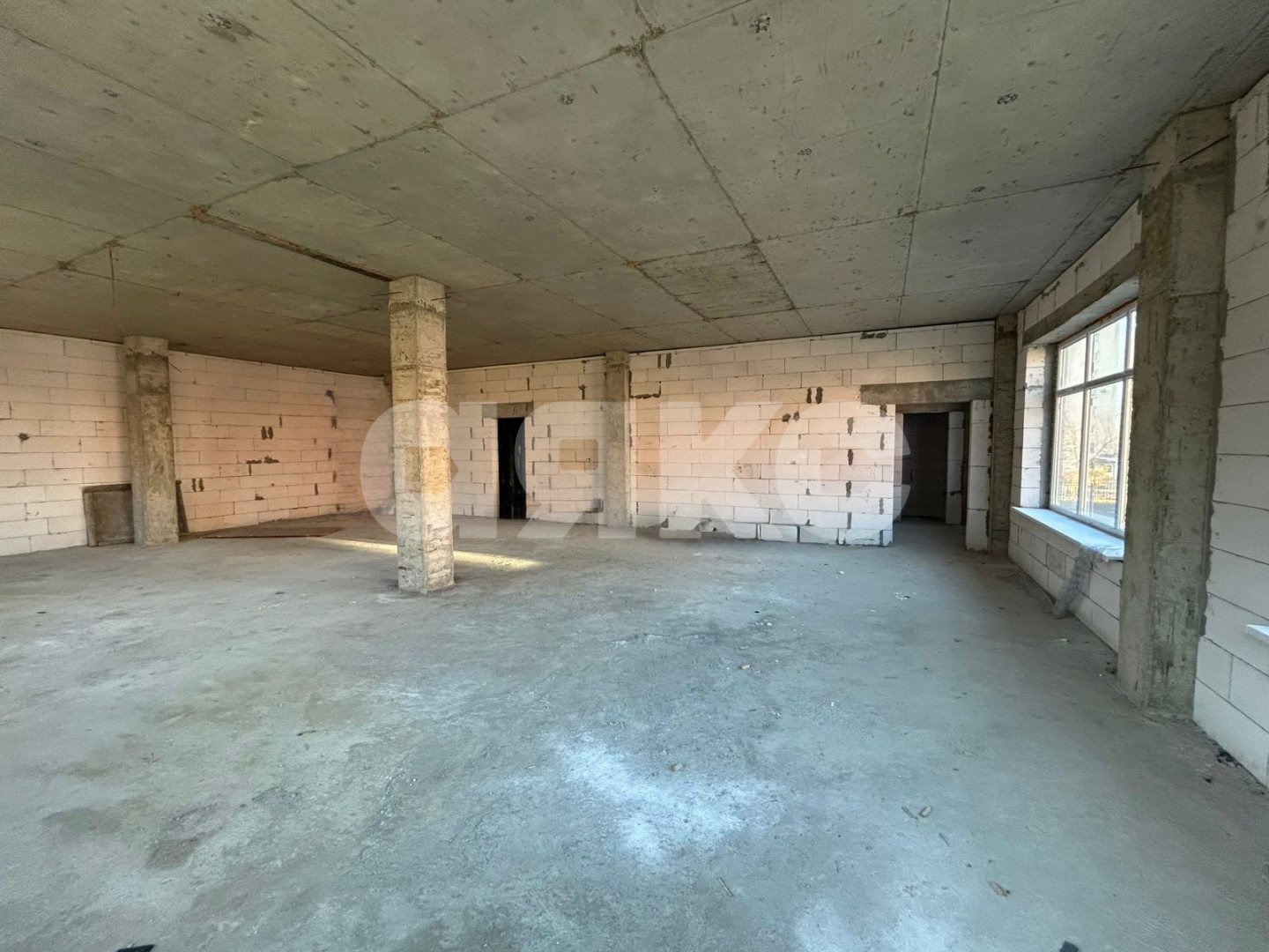 Фото №8: Коммерция 300 м² - Майкоп, мкр. квартал Черёмушки, ул. Димитрова, 23