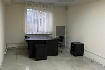 Фото №3: Коммерция 19 м² - Краснодар, мкр. Юбилейный, ул. Рождественская набережная, 11