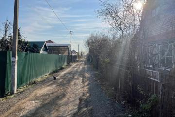 Фото №2: Земельный участок 4 сот. - КСК-2, мкр. Прикубанский внутригородской округ, ул. Вишнёвая, 9