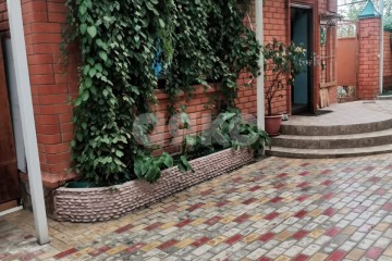 Фото №2: Дом 272 м² - Майкоп, мкр. Центр, ул. площадь Ленина