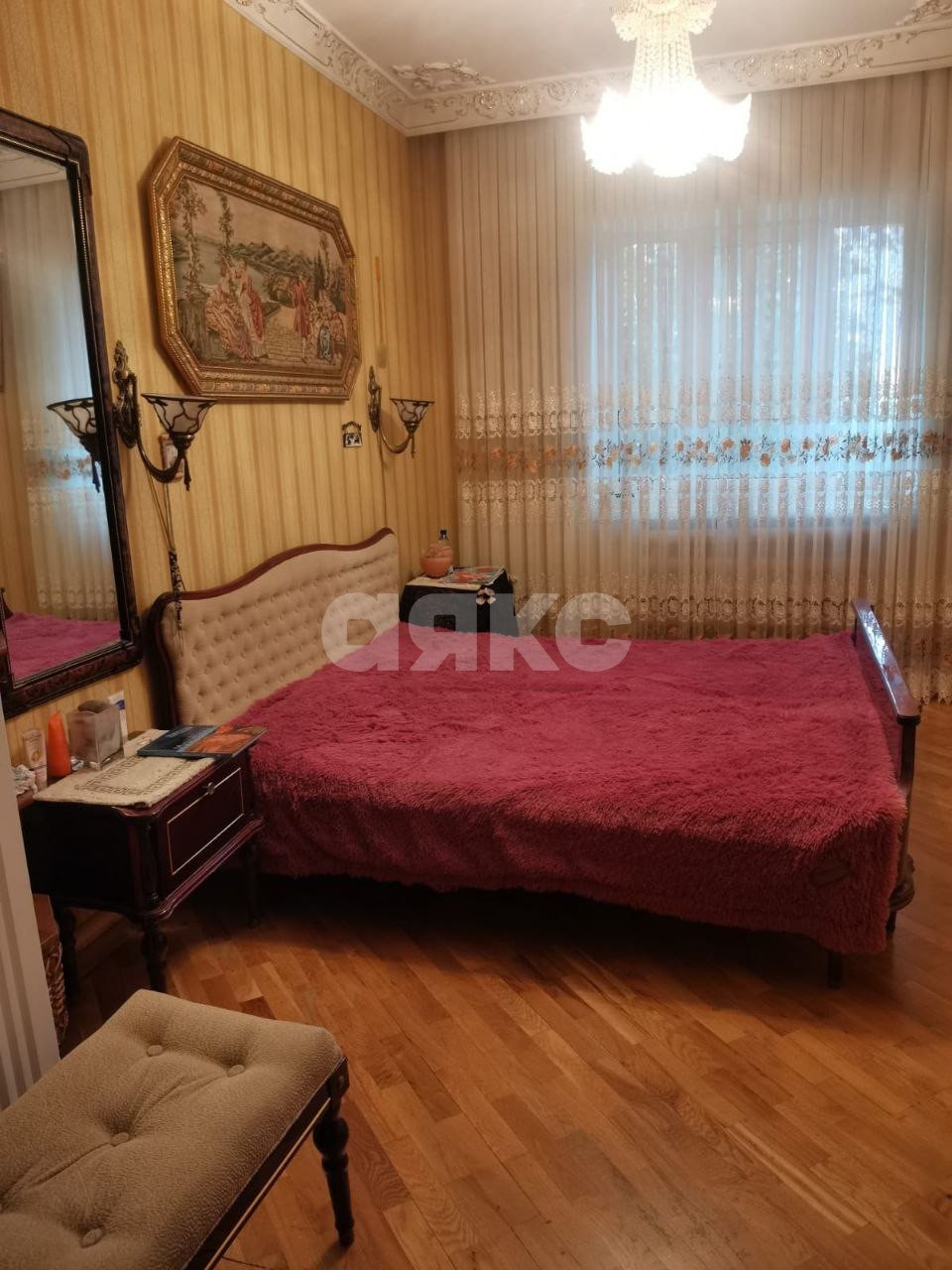 Фото №9: Дом 272 м² + 6 сот. - Майкоп, мкр. Центр, ул. площадь Ленина