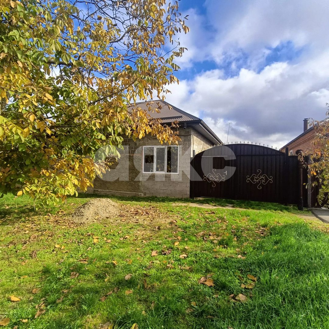 Фото №1: Дом 88 м² + 2.79 сот. - Майкоп, мкр. Кондитерской Фабрики, ул. Подгорная, 282