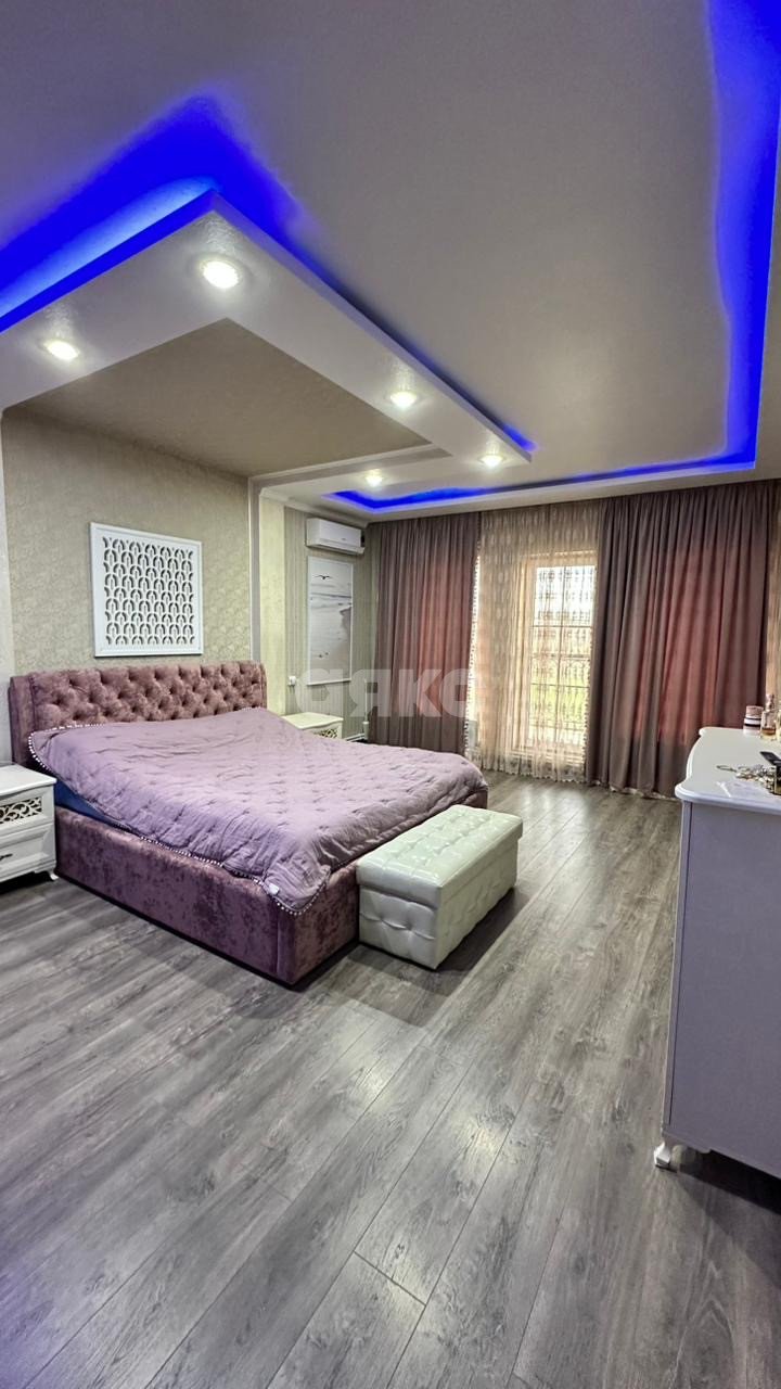 Фото №29: Дом 231 м² + 14 сот. - Западный, ул. Героев Отечества, 3