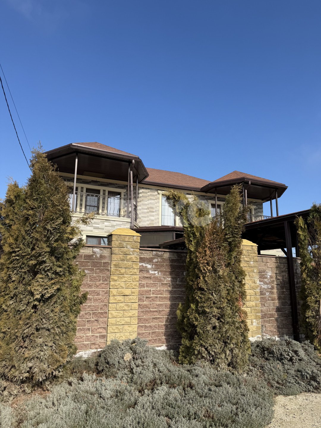 Фото №1: Дом 231 м² + 14 сот. - Западный, ул. Героев Отечества, 3