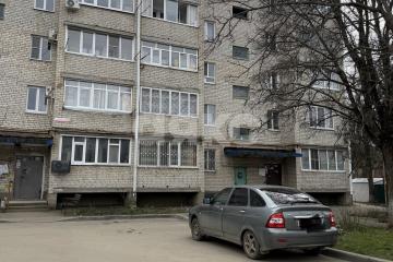 Фото №1: 2-комнатная квартира 50 м² - Майкоп, ул. Николая Кутенко, 2А