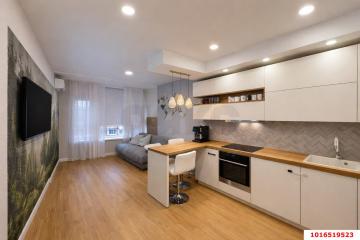 Фото №1: 2-комнатная квартира 80 м² - Краснодар, мкр. Гидростроителей, ул. Парусная, 10к2