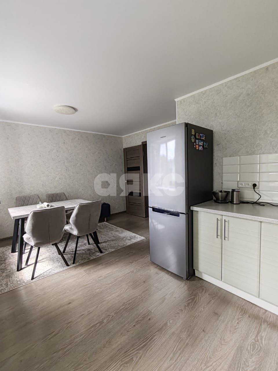 Фото №1: 2-комнатная квартира 52 м² - Майкоп, мкр. Шовгеновский городок, ул. Кирпичная, 82