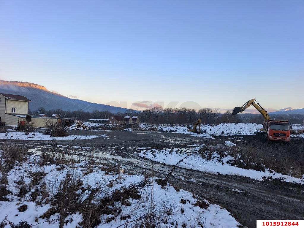 Фото №4: Коммерция 10 м² - Даховская, ул. Советская